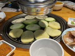 -唯成•韩国炭火烤肉 유성고기