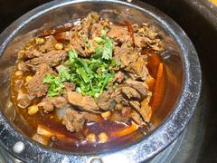 -大众跷脚牛肉馆·非遗传承单位(峨眉山店)