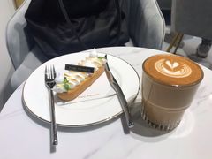 -Fridi Patisserie Cafe