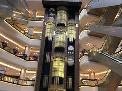 -红星美凯龙国际家居博览中心至尊mall停车场