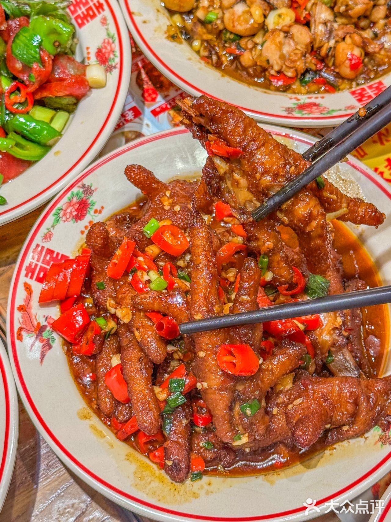 上海。。还是这种小破店好吃