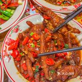 上海。。还是这种小破店好吃