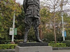 -英雄广场