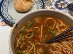 -云海肴·汽锅鸡·云南菜(天山百盛优客店)