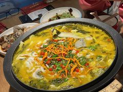 -山城外·非遗酸菜鱼(蜀都万达店)