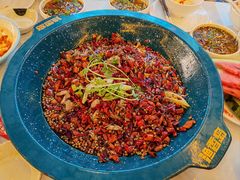 -渔香岛美蛙鱼头火锅(威清路店)