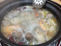 -濠轩阁特色生蚝火锅(水湾路店)