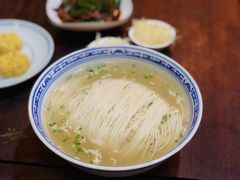 枫镇白汤面底-同得兴 Since·1995 传统苏式面馆(嘉馀坊店)