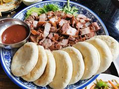 扒猪脸火勺-北京龙庆四季香农家饭庄·灶台鱼·碳烤虹鳟鱼(龙庆峡店)