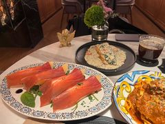 托斯卡纳三文鱼配藜麦-IL TEATRO 精品意大利餐厅