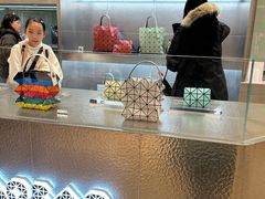 -三宅一生 (阪急梅田本店)