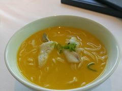 酸汤黄鱼面28元-松鹤楼·非遗·苏帮菜(融科店)
