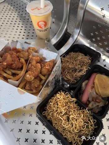 随手点了米村烤牛肉拌饭,直接香到我想原地续碗!