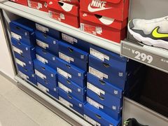 -NIKE上海青浦优选体验店