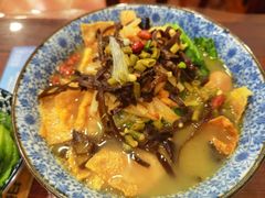 -螺世纪螺蛳粉·桂味小排档(裕德店)