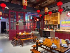 -黄弟大排档·湖南菜·小龙虾·小海鲜(凯旋北路店)