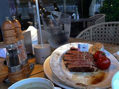 -MONICH牛排融合餐厅(和义大道购物中心店)