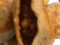 -清真吴记门钉肉饼·喜多利