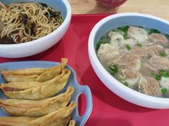 -老新隆牛肉锅贴(新街口店)