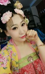 点击看大图 -后宫·古装汉服京剧儿童亲子全家福摄影