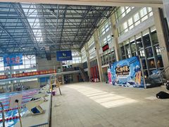 -奥冠体育华师附中恒温游泳馆