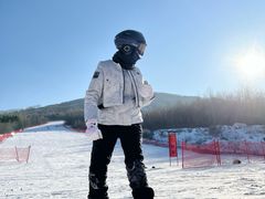 -中旅松花湖滑雪场