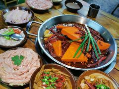-老街·稳拈老火锅(海椒市店)