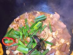 -曹丞相·地锅鸡·地锅鱼(武林店)