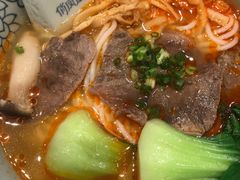 -俏凤凰(美林M·LIVE天地东座店)