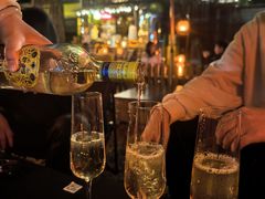 -城墙外BAR