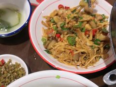 -富正毅三下锅(体育馆店)