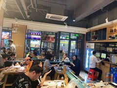 大堂-木屋烧烤(万德庄店)