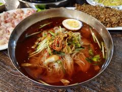 -韩风烤牛肉冷面店