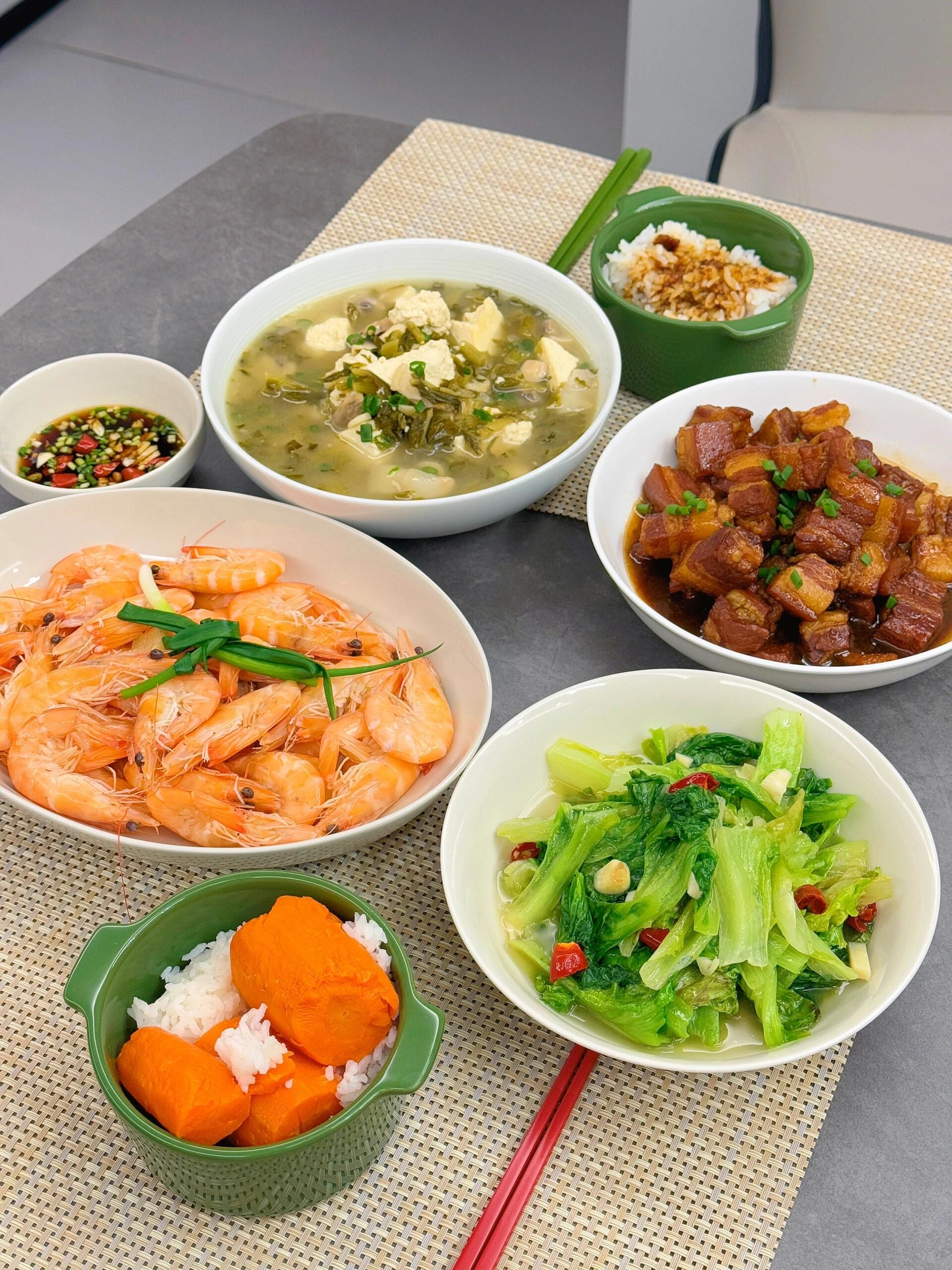 不点外卖,一家三口的家常晚餐