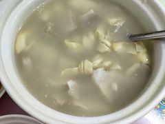 腌笃鲜汤-蘭心餐厅(进贤路店)