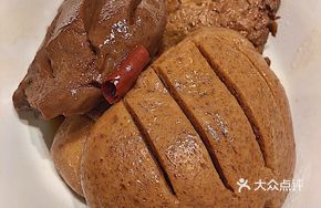 Daming Hu - Braised Wheat Gluten