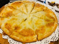 榴莲披萨-胡桃里音乐酒馆(环亚凯瑟琳广场店)