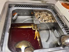 -海底捞火锅(雄峰城店)