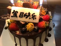 -半勺舒舒生日蛋糕店