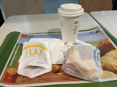 -麦当劳(虹梅路地铁站店)