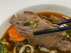 金牌红烧牛肉面-康师傅私房牛肉面(北京南站店)