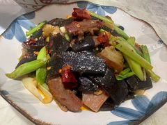 -孔雀云贵川·融合菜(长宁来福士店)
