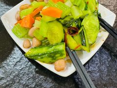 -清真尕穆萨美食城总店