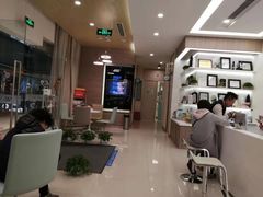 -维乐口腔(美维云门诊陆家嘴店)