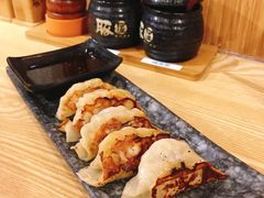 博多一口饺子-博多豚屋拉面