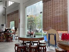 -容里煲仔饭(利丰北路店)