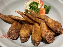 -Lia Cafe Bar Restaurant松山咖啡屋