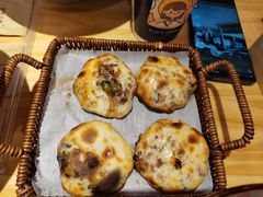 -爬山街·衢州烤饼小卖铺(高新万达店)