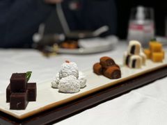 -四季民福烤鸭店(外滩外白渡桥店)