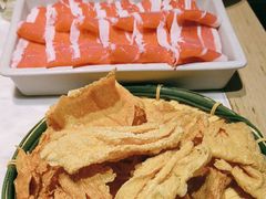 -尚尚仙·酸汤猪手·猪肚鸡火锅(华联万柳购物中心店)